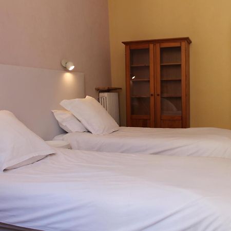 Les Loges De La Suite Прад Екстериор снимка
