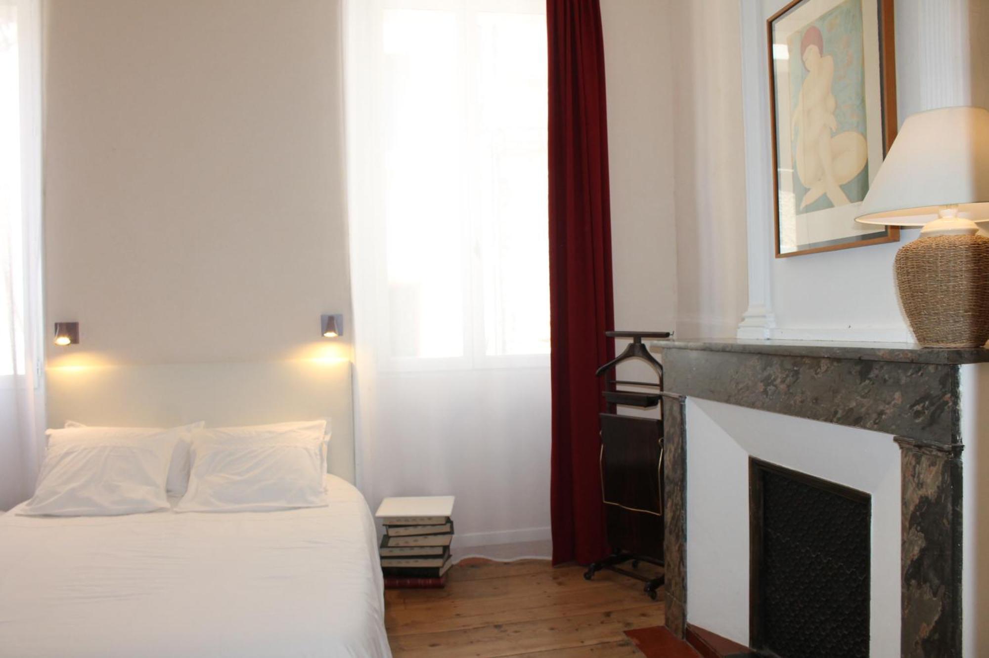 Les Loges De La Suite Прад Екстериор снимка